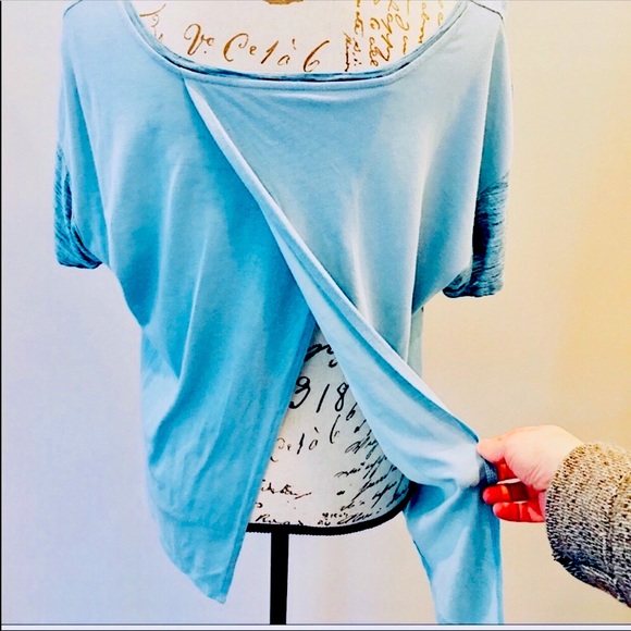 American Eagle 🦅 split butterfly back soft shirt - Picture 3 of 8